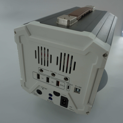 Güç Şebekesi Kesintisi İçin 1200W Taşınabilir Güneş Enerjisi İstasyonu 110V Çıkış