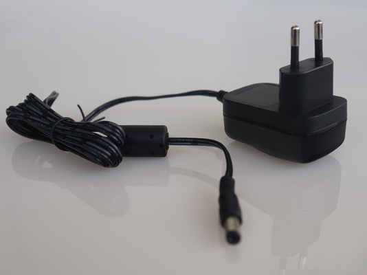 AB Tak ile GS Sertifikası 5v Dc Duvar Adaptörü 1A Güç Adaptörü