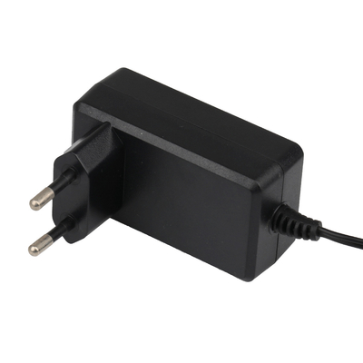 EN61347 Lamba Kullanımı İçin 30W 12V 2.5A Duvar Güç Adaptörü