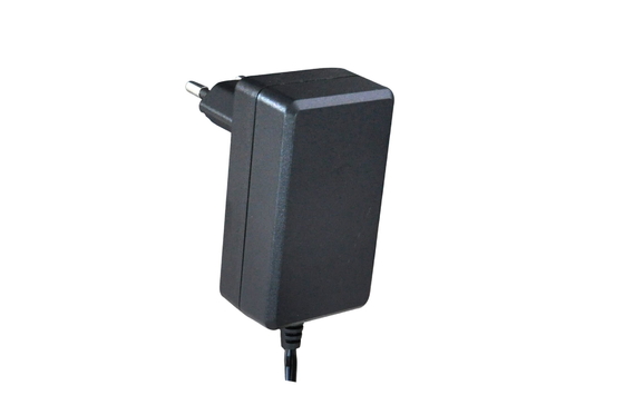 IEC61558 Onayları Altında Ev Aletleri İçin 19v Ac Dc Evrensel Güç Adaptörü 600mA