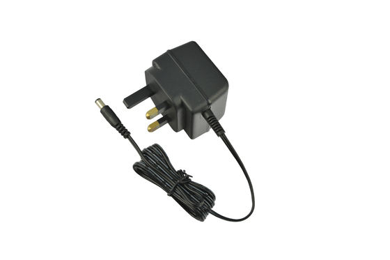 4.5V AC Güç Adaptörü Şarj Aracı BS CE Onaylı Noel Ağaçları için fiş